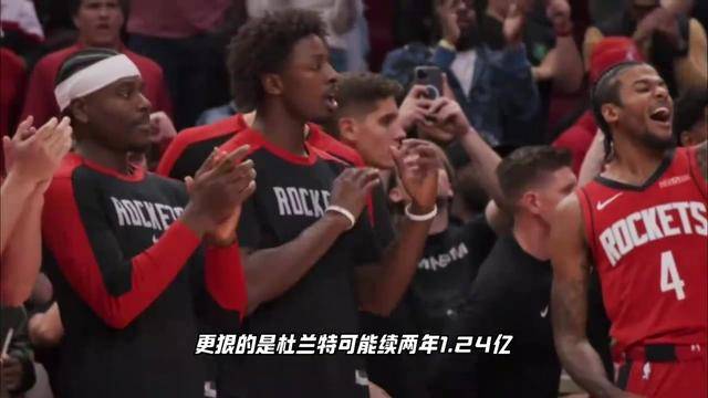 包含杜兰特在TL比赛中表现优异，刷新纪录引发热议！比赛高潮迭起的词条